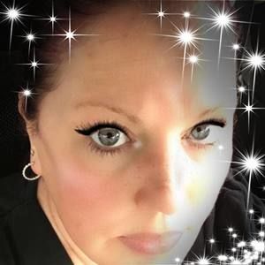 Meet your Posher, Traci